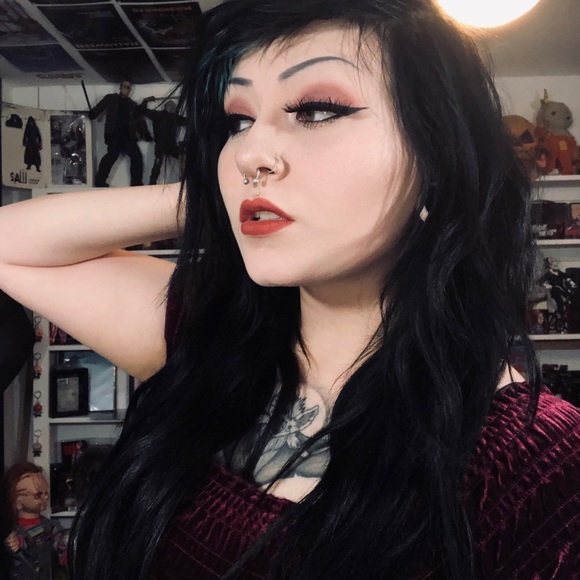 Meet your Posher, Kourtney - Picture 1 of 1